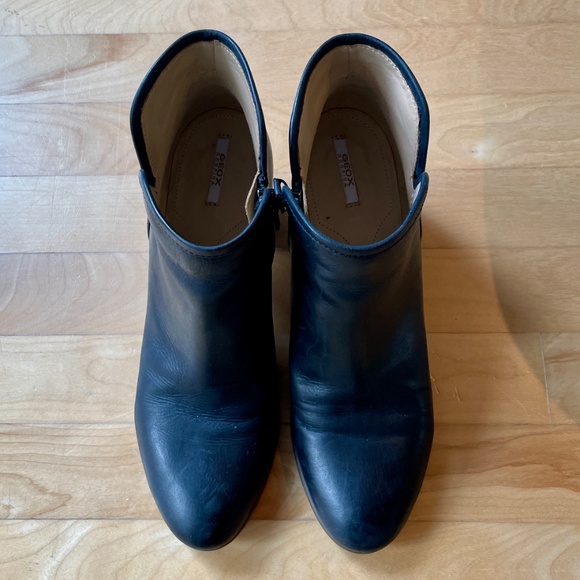 Geox Respira ankle boots - Picture 7 of 9